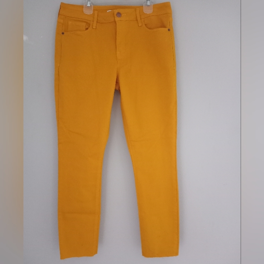 Women's Yellow Old Navy Jeans